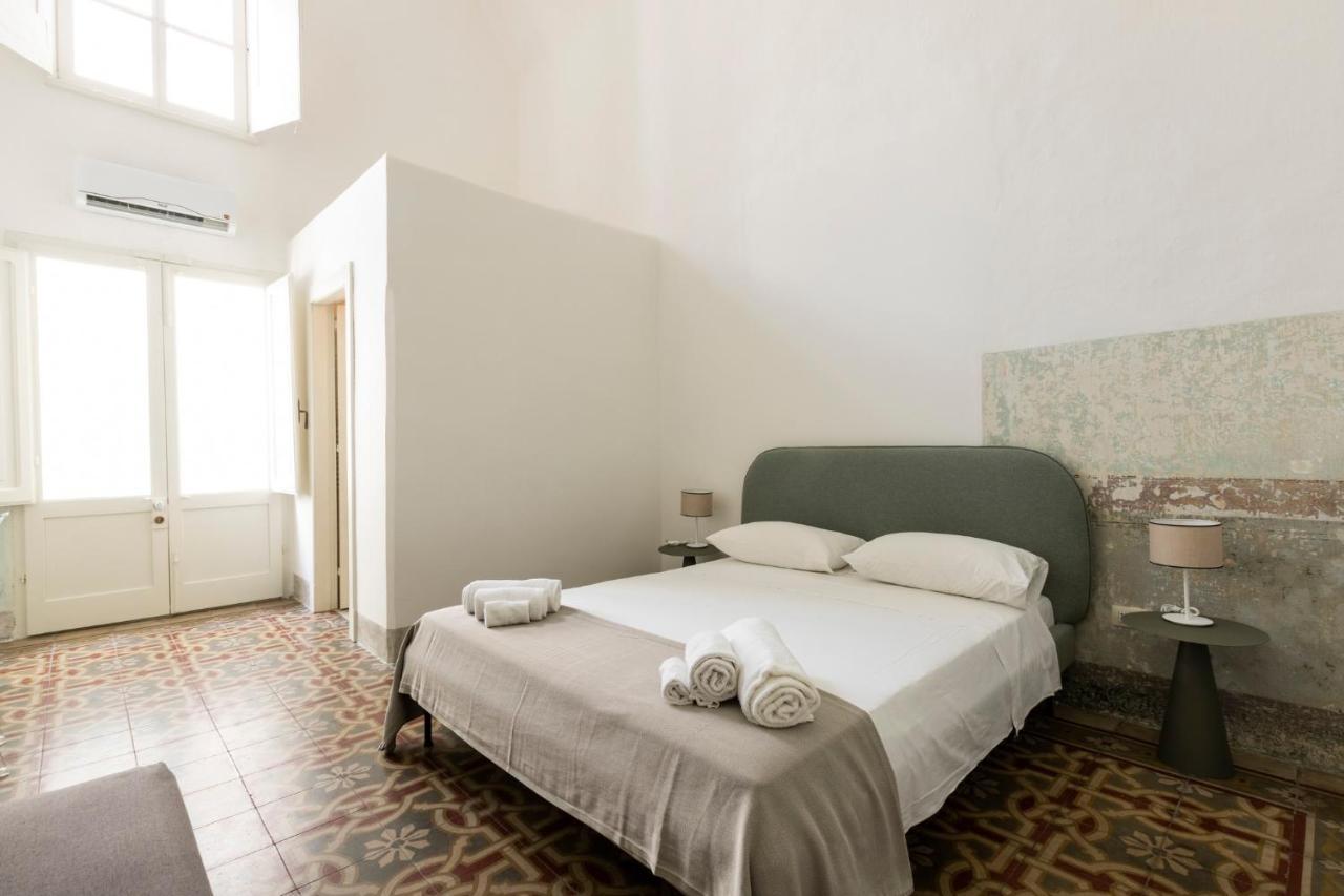 Palazzo Balsamo Bed & Breakfast Галиполи Екстериор снимка